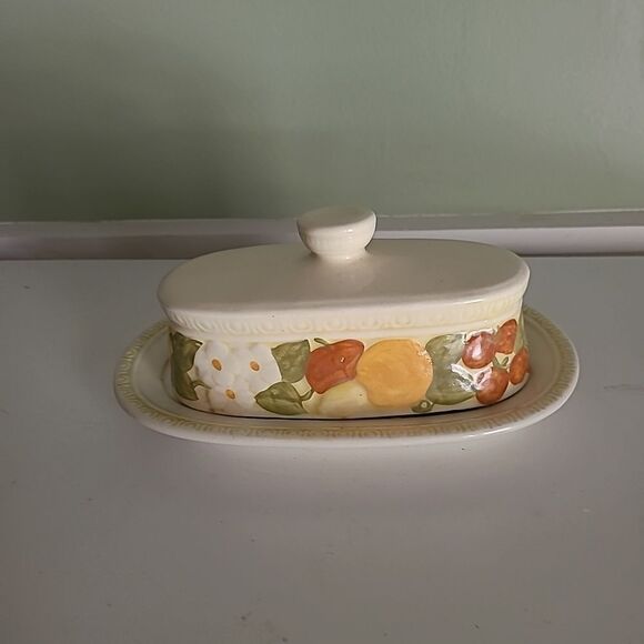 Metlox Butter Plate - Picture 3 of 10